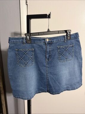 Wah Jeans Blue Denim Mini Skort w/Front Patch Pockets (Full Size shorts under)
